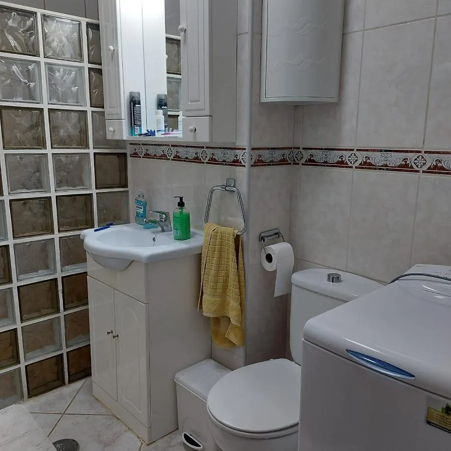 Victoria Court 2, Los Cristianos Guincho  Guincho (Tenerife)